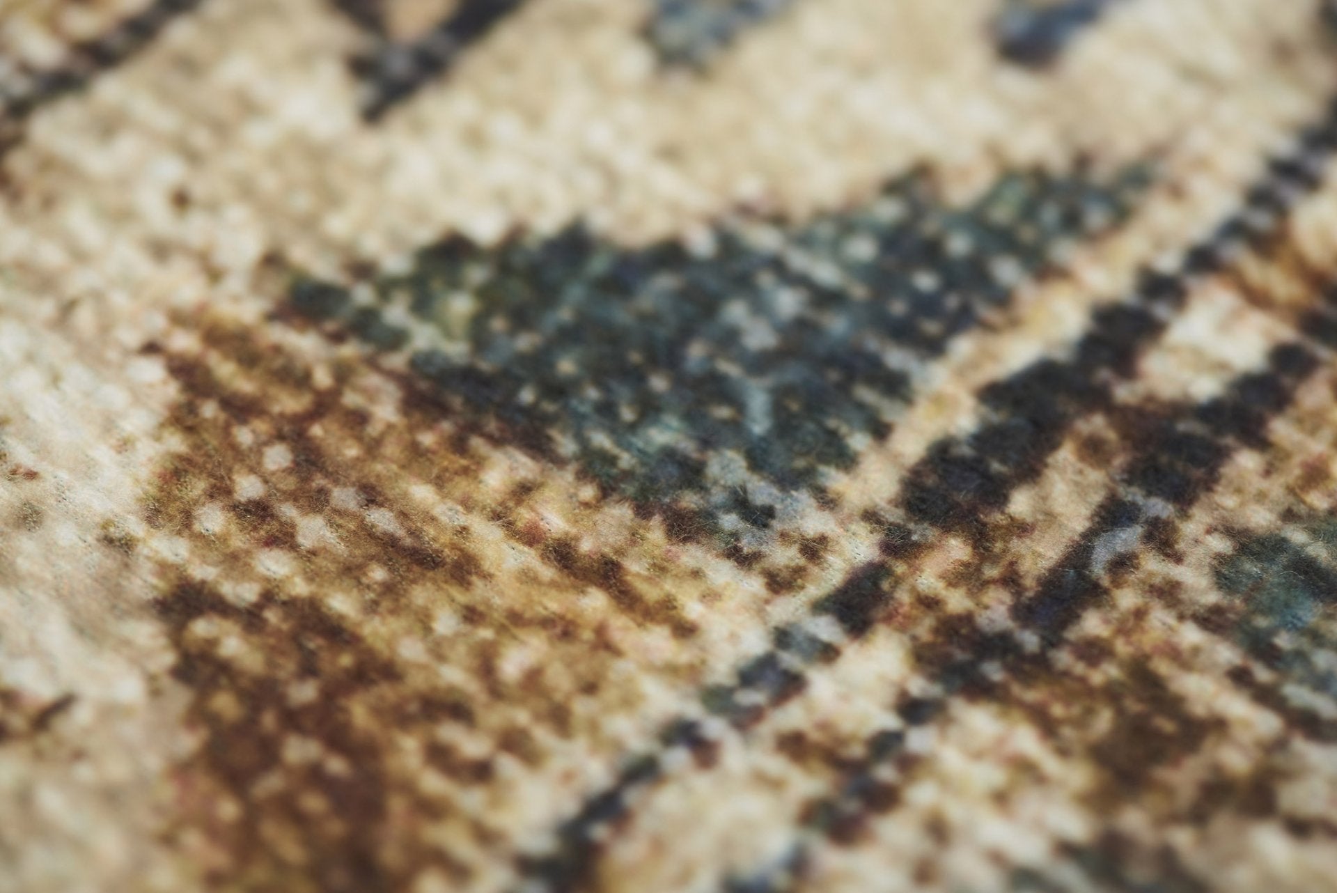 CARPET DECOR PERSIAN BROWN BadlyBitten