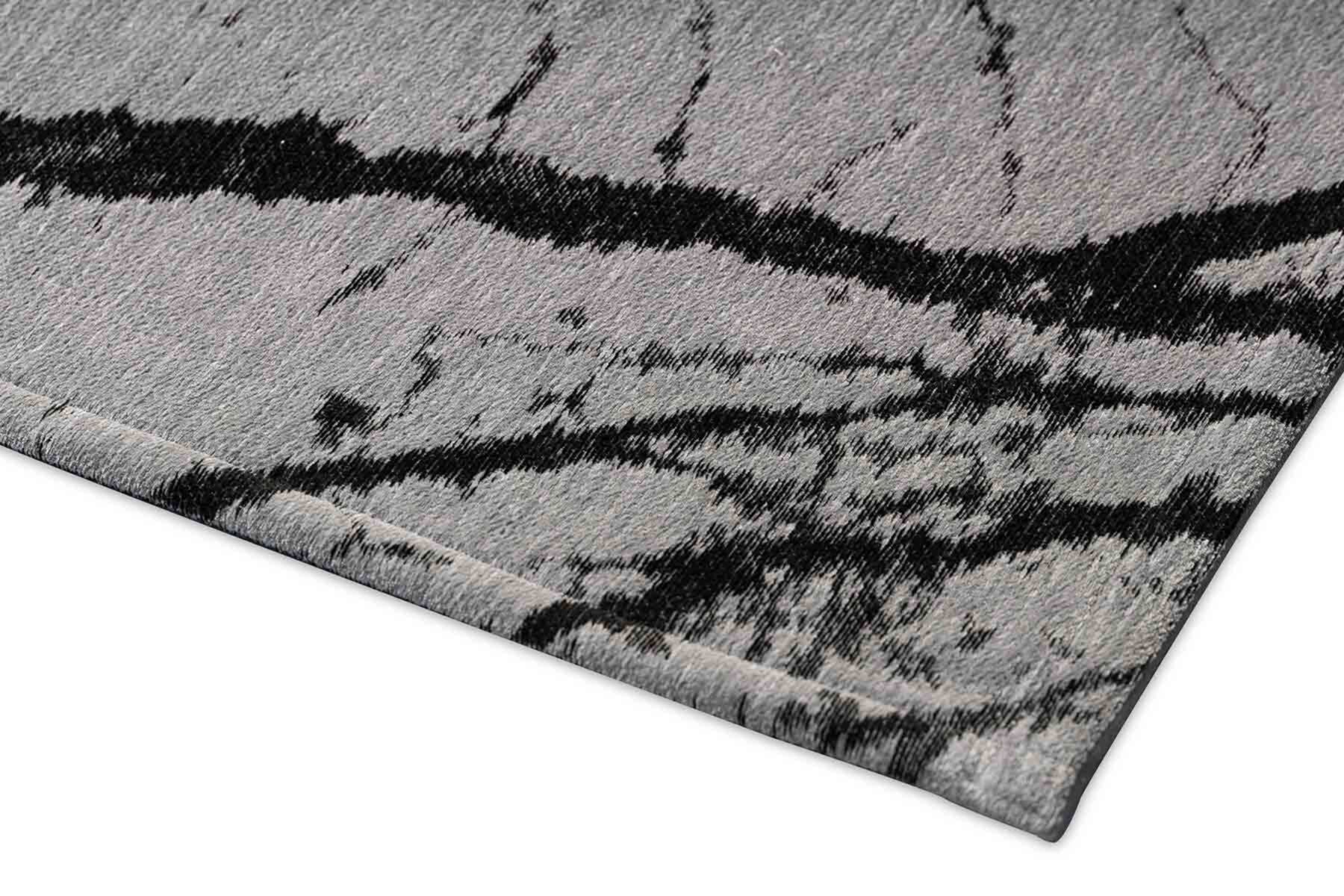 CARPET DECOR PIETRA WARM GRAY BadlyBitten